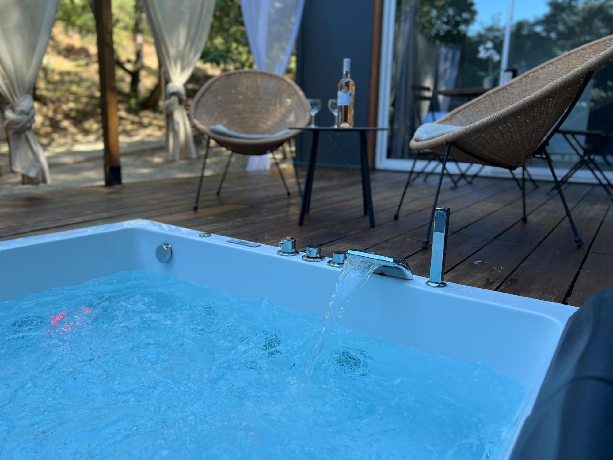 Superbe Cabane Jacuzzi Jardin Clim Wifi Parking Meyreuil Zewnętrze zdjęcie